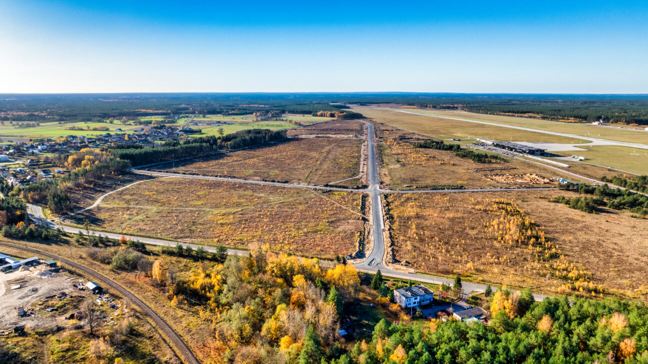 Uzbrojone tereny inwestycyjne przy Lotnisku Olsztyn-Mazury czekają na inwestorów