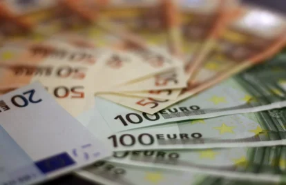 PARP rozdysponuje prawie 6 mld euro z nowej perspektywy finansowej. Start pierwszych konkursów już na początku 2023 roku