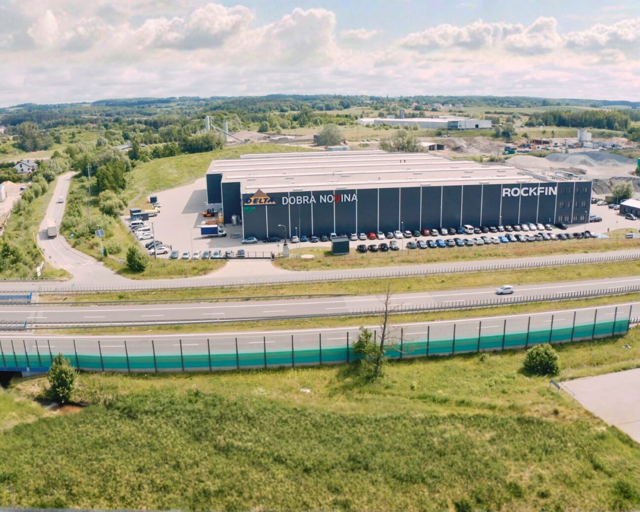 Centrum produkcyjno-logistyczno-magazynowe Dobra Novina I